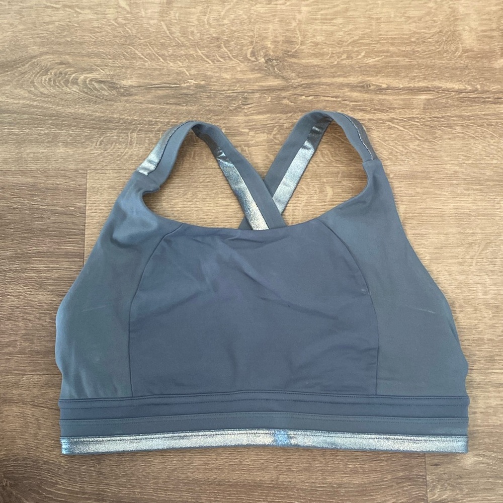 Sports bra size 8
